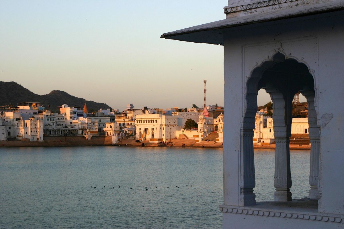 tourist places near agra within 500 kms PUSHKAR