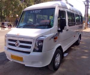 9 Seater Tempo Traveller