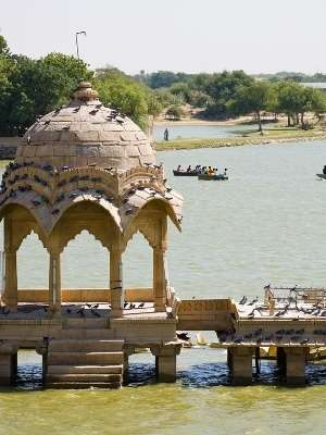 Gadisar Lake