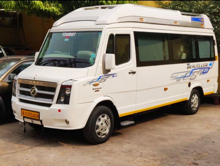 12 Seater Tempo Traveller